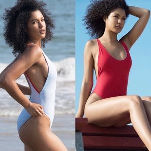 Reversible one piece swim suit